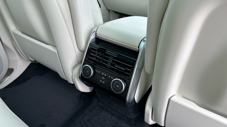 Land Rover Range Rover 3.0 D350 SE 4dr Auto Diesel Estate